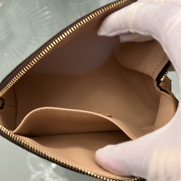 Authentic LOUIS VUITTON Monogram Pochette Cosmetic PM M47515 pouch  #260… - Picture 11 of 13